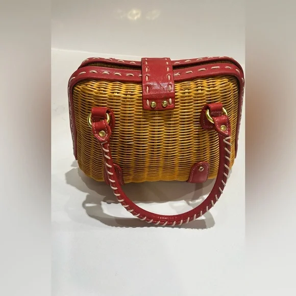 Red Leather Trimmed Woven Rattan Wicker Handbag Vintage chic elegant preppy bag - Picture 4 of 12